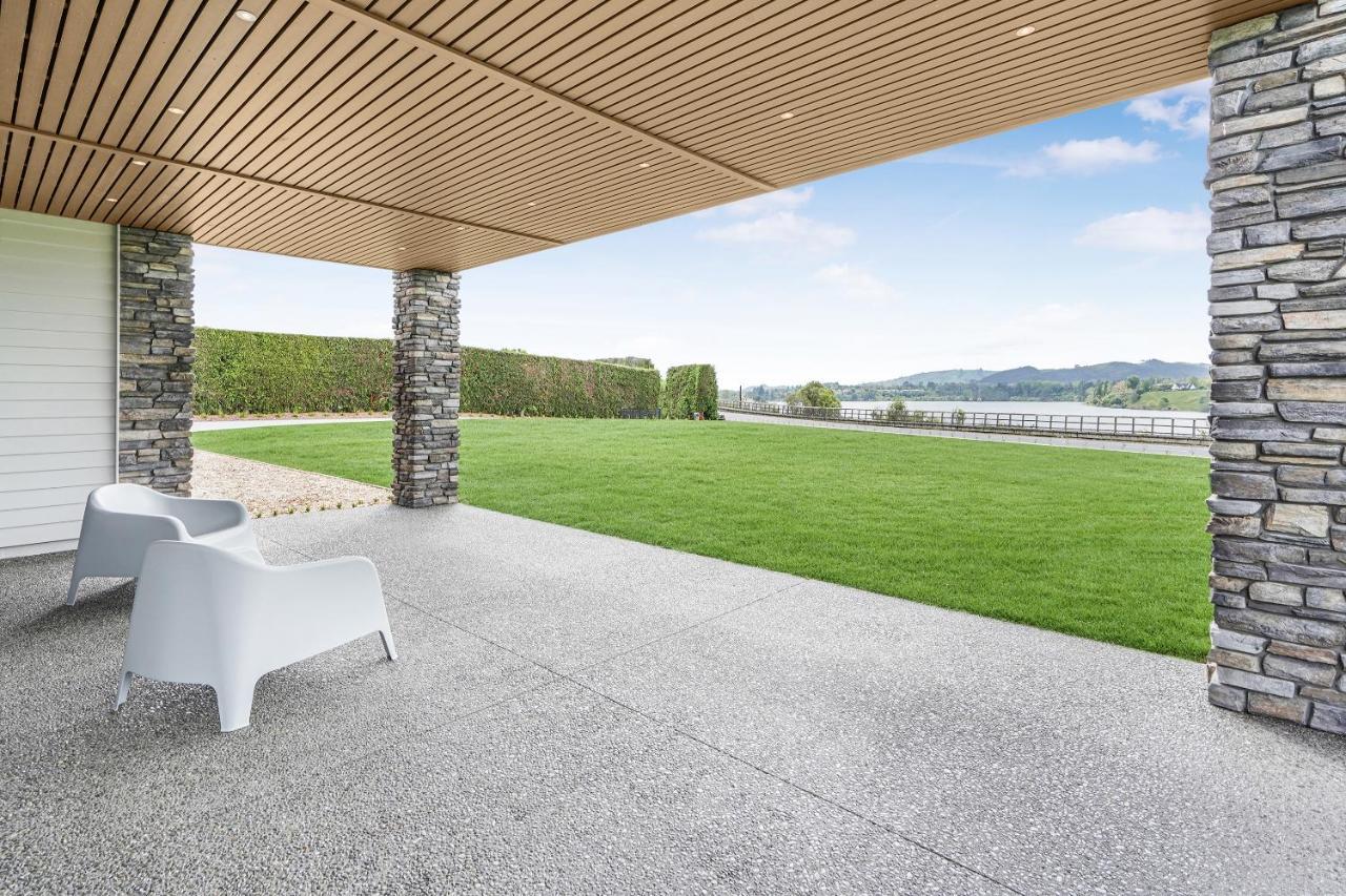 Lakeside Karapiro Downstairs Apartment Cambridge Exteriör bild